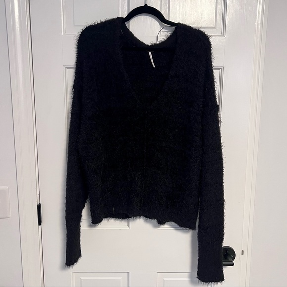 Free People | Icing V-Neck Sweater, Black, Size M - NWT - Picture 5 of 13